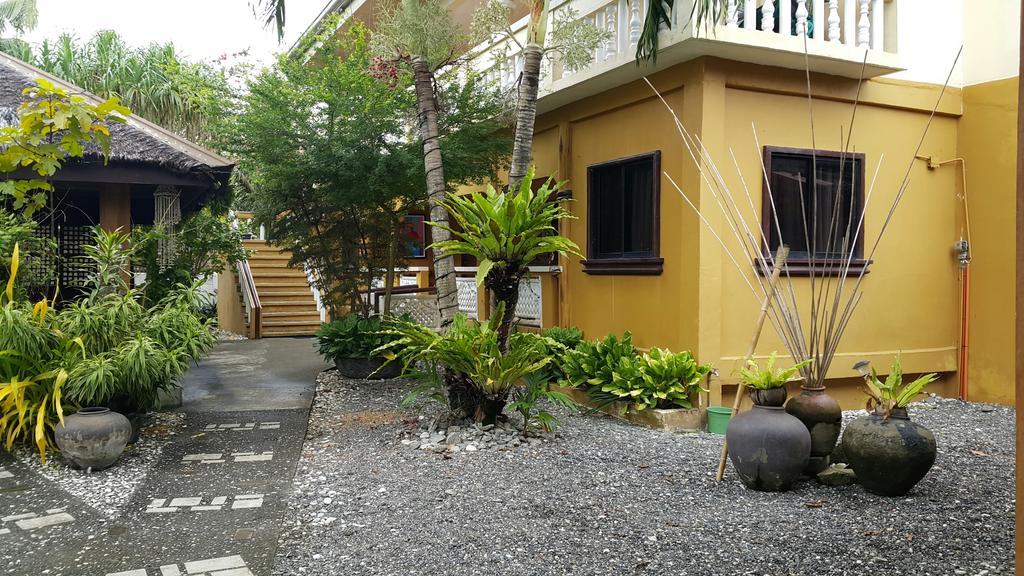 Pandan Beach Resort Exterior photo