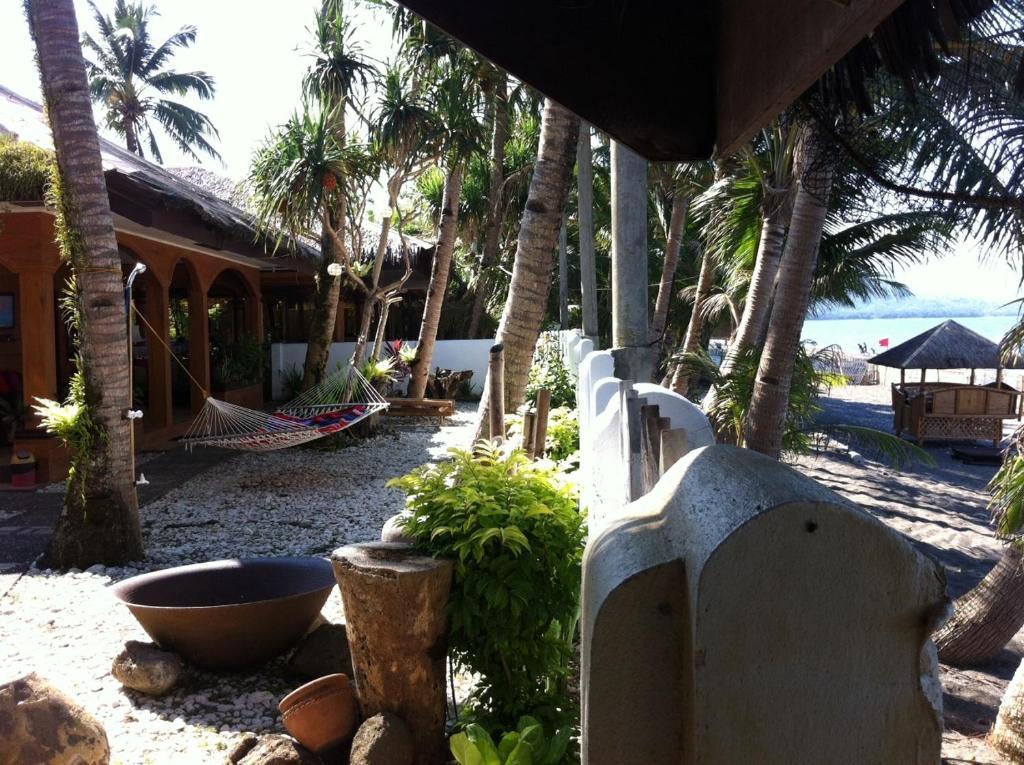 Pandan Beach Resort Exterior photo