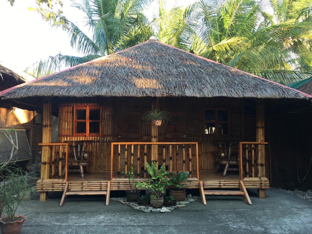 Pandan Beach Resort Exterior photo